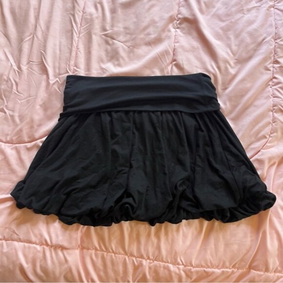Stretchy fold over band waist bubble skirt - Picture 1 of 4